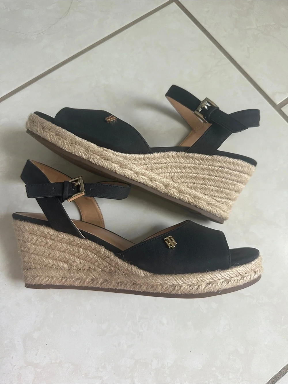 NWOT Tommy Hilfiger Black Espadrille Wedge Sandals with Gold Logo